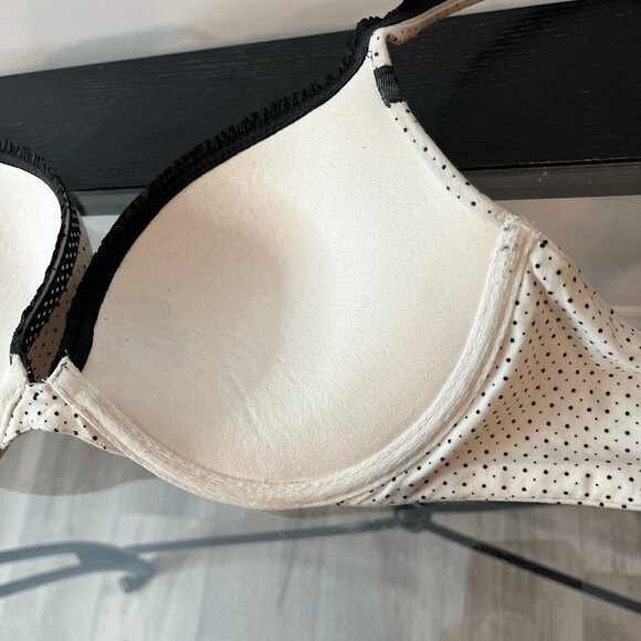 Body By Victorias Secret Size 34D Polka Dot Lined Demi Bra Underwire Convertible - Picture 10 of 12